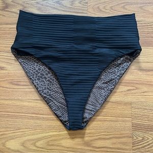 Acacia Coal Dual Ribbed